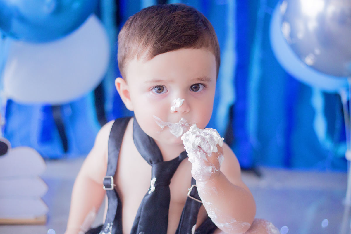 acompanhamento mensal de bebe caxias do sul figurino cenario tematico  personagem foto infantil serra gaucha fotografia familia mundo azul rosa ensaio fotografico crianca newborn baby menino menina smash the cake esmague o bolo banheira urso circo