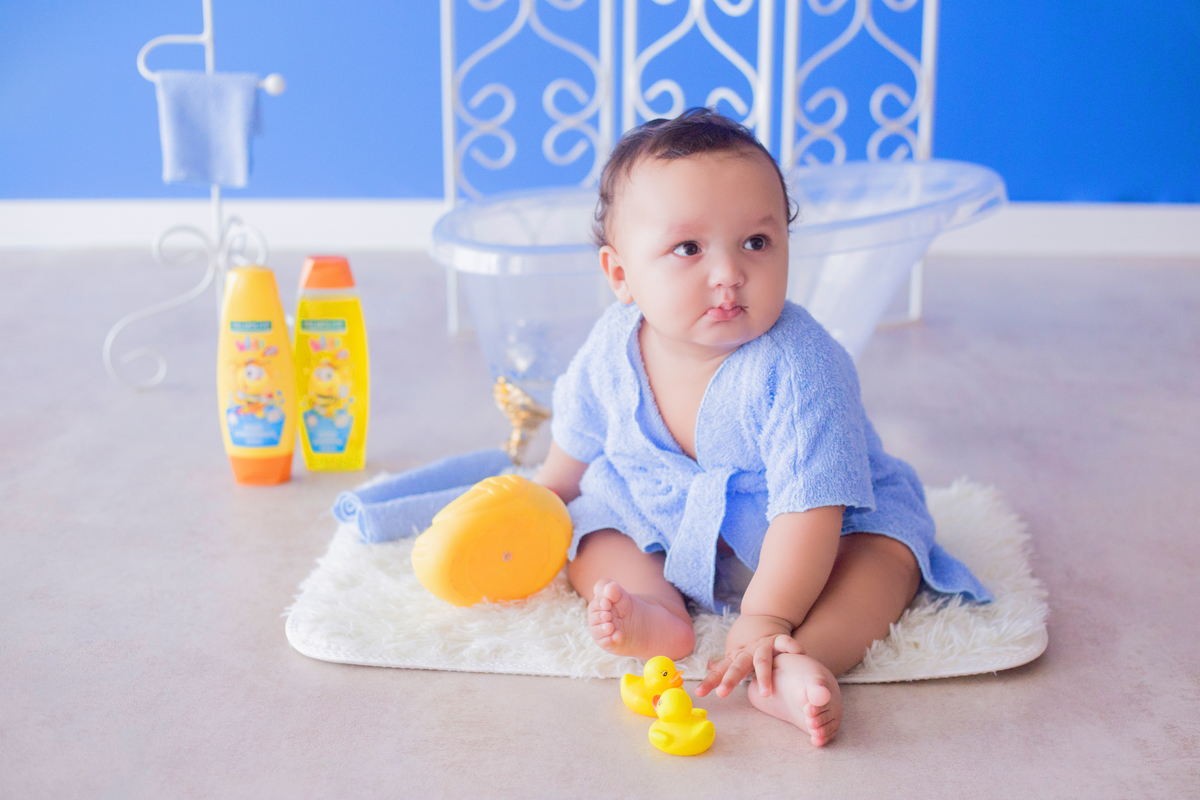 acompanhamento mensal de bebe caxias do sul figurino cenario tematico  personagem foto infantil serra gaucha fotografia familia mundo azul rosa ensaio fotografico crianca newborn baby menino menina smash the cake esmague o bolo banheira urso circo