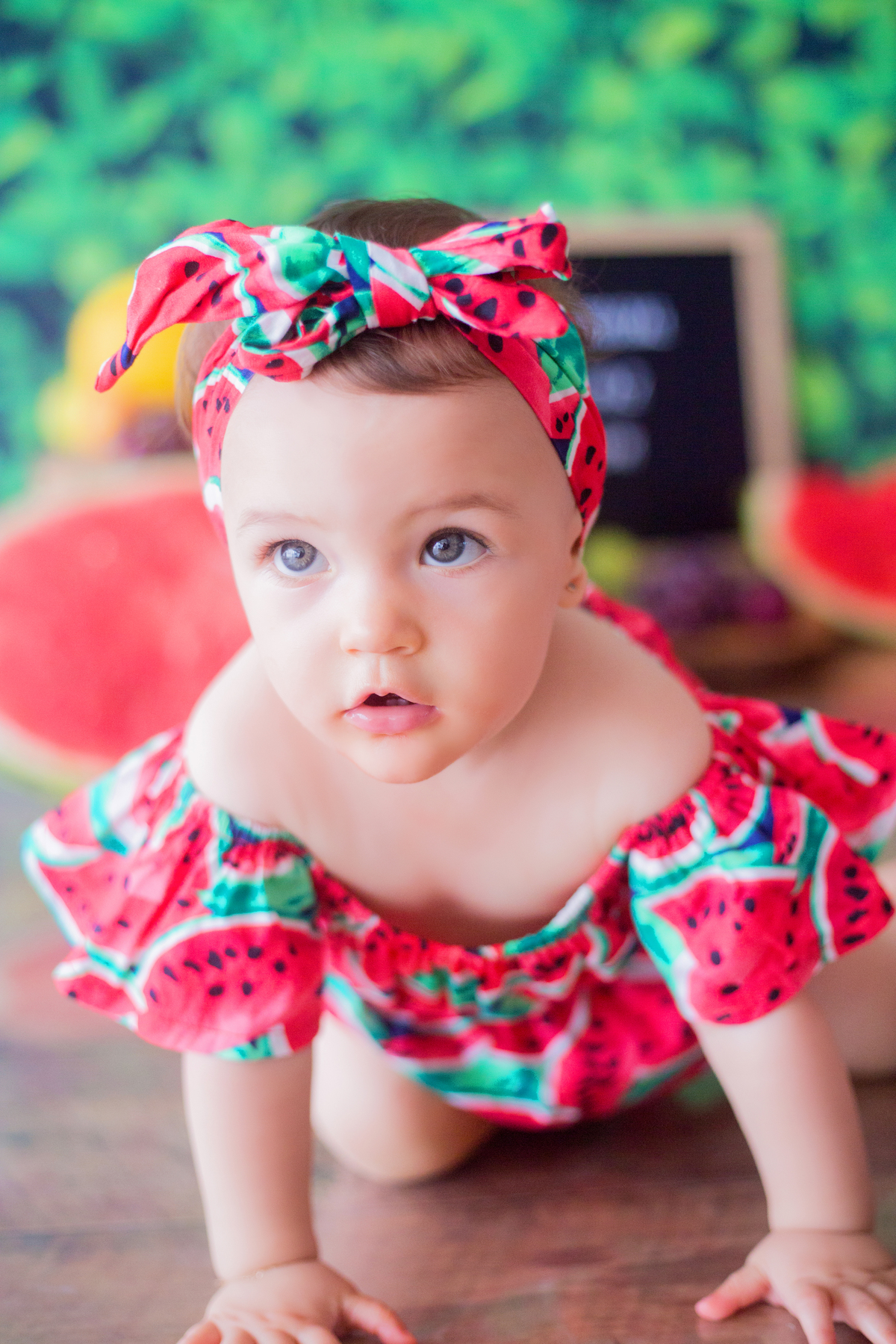 acompanhamento mensal de bebe caxias do sul figurino cenario tematico  personagem foto infantil serra gaucha fotografia familia mundo azul rosa ensaio fotografico crianca newborn baby menino menina smash the cake esmague o bolo banheira urso circo