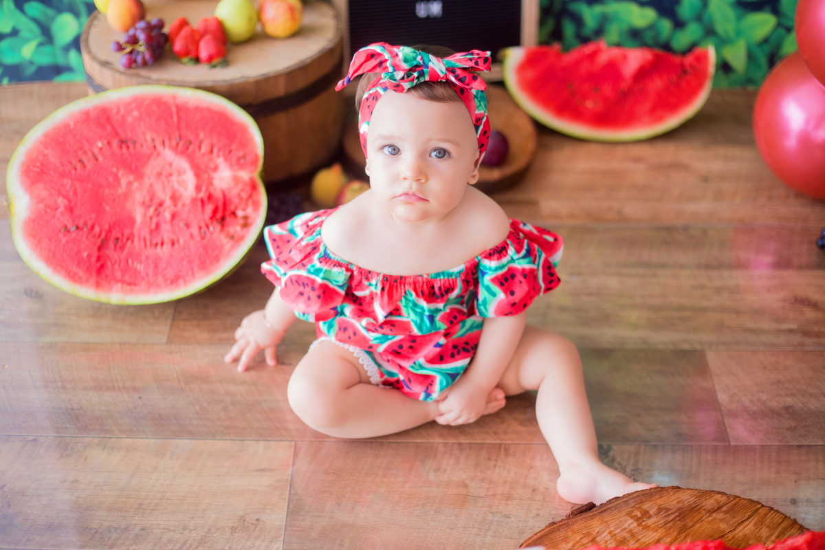 acompanhamento mensal de bebe caxias do sul figurino cenario tematico  personagem foto infantil serra gaucha fotografia familia mundo azul rosa ensaio fotografico crianca newborn baby menino menina smash the cake esmague o bolo banheira urso circo