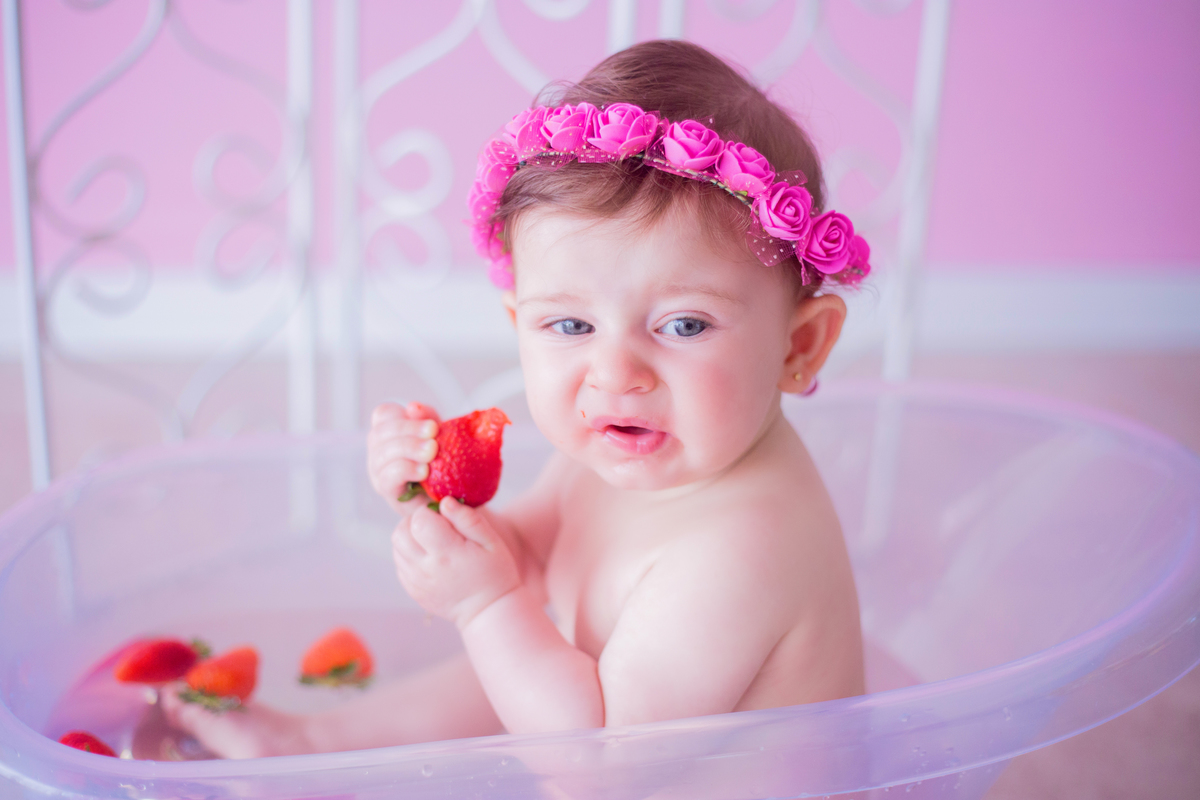 acompanhamento mensal de bebe caxias do sul figurino cenario tematico  personagem foto infantil serra gaucha fotografia familia mundo azul rosa ensaio fotografico crianca newborn baby menino menina smash the cake esmague o bolo banheira urso circo