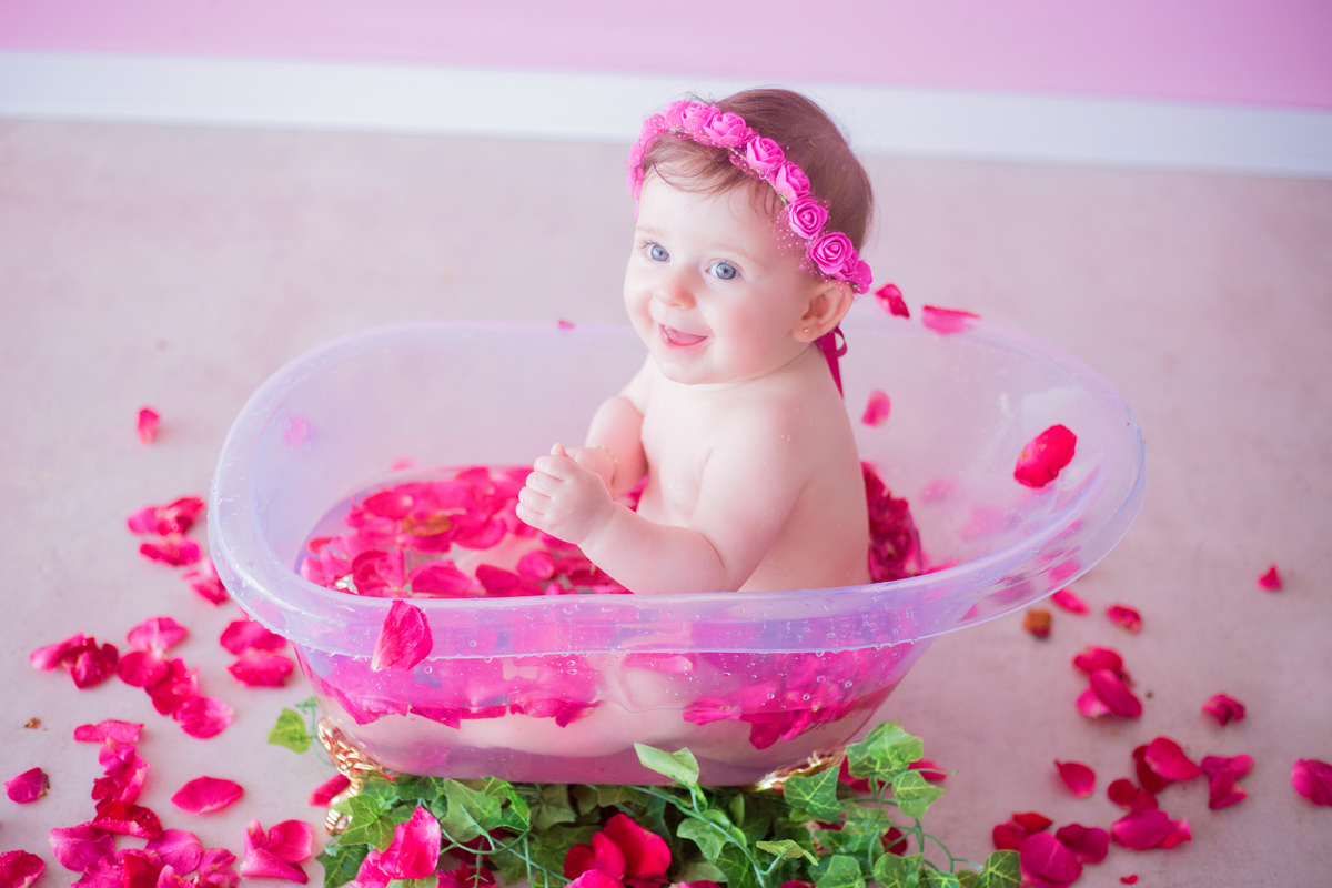 acompanhamento mensal de bebe caxias do sul figurino cenario tematico  personagem foto infantil serra gaucha fotografia familia mundo azul rosa ensaio fotografico crianca newborn baby menino menina smash the cake esmague o bolo banheira urso circo