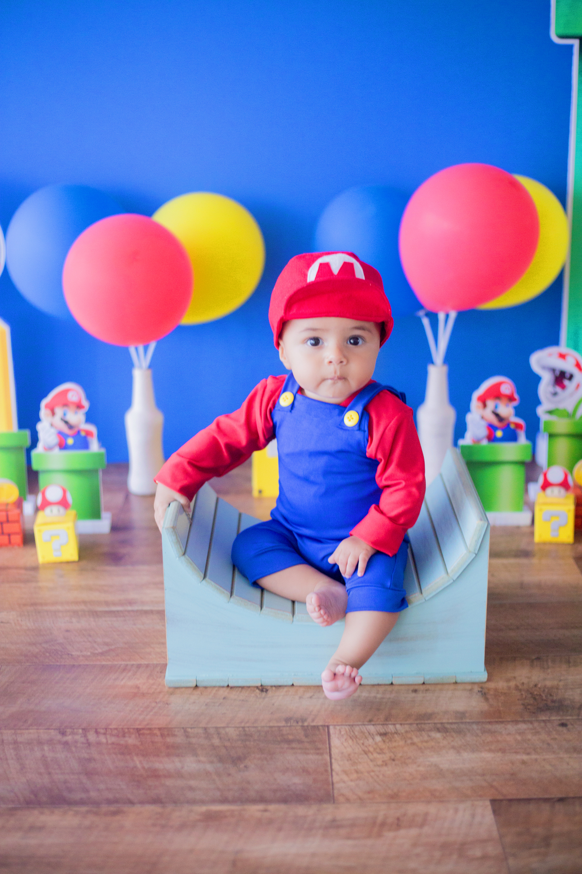 acompanhamento mensal de bebe caxias do sul figurino cenario tematico  personagem foto infantil serra gaucha fotografia familia mundo azul rosa ensaio fotografico crianca newborn baby menino menina smash the cake esmague o bolo banheira urso circo