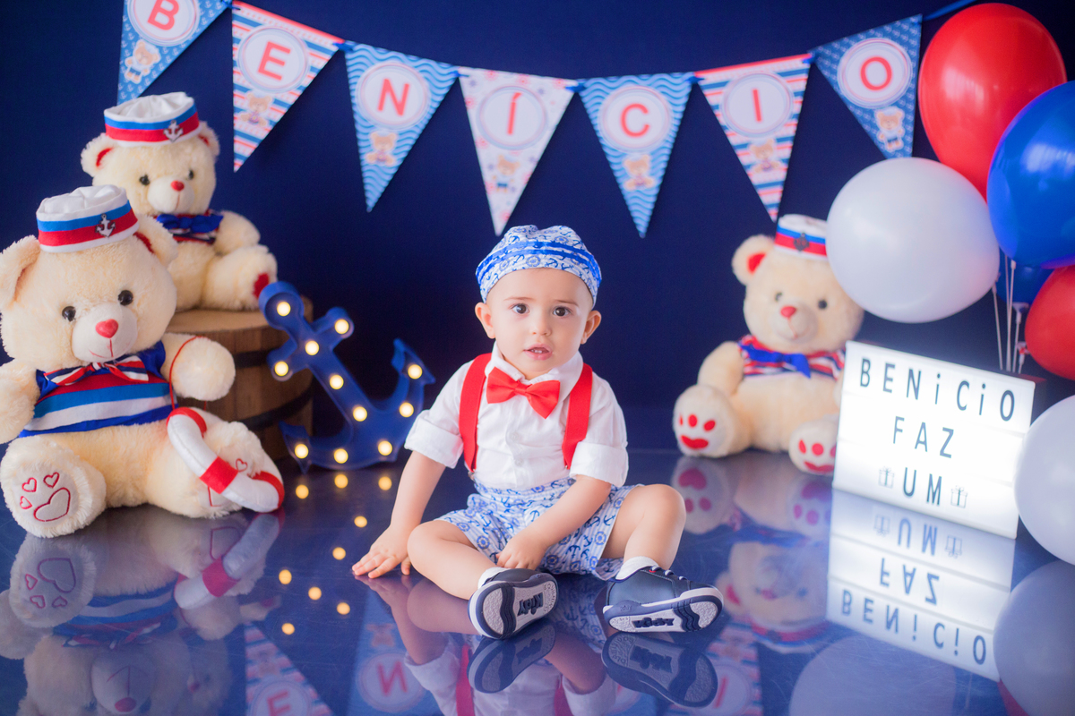 acompanhamento mensal de bebe caxias do sul figurino cenario tematico  personagem foto infantil serra gaucha fotografia familia mundo azul rosa ensaio fotografico crianca newborn baby menino menina smash the cake esmague o bolo banheira urso circo