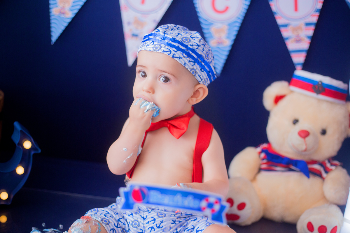 acompanhamento mensal de bebe caxias do sul figurino cenario tematico  personagem foto infantil serra gaucha fotografia familia mundo azul rosa ensaio fotografico crianca newborn baby menino menina smash the cake esmague o bolo banheira urso circo