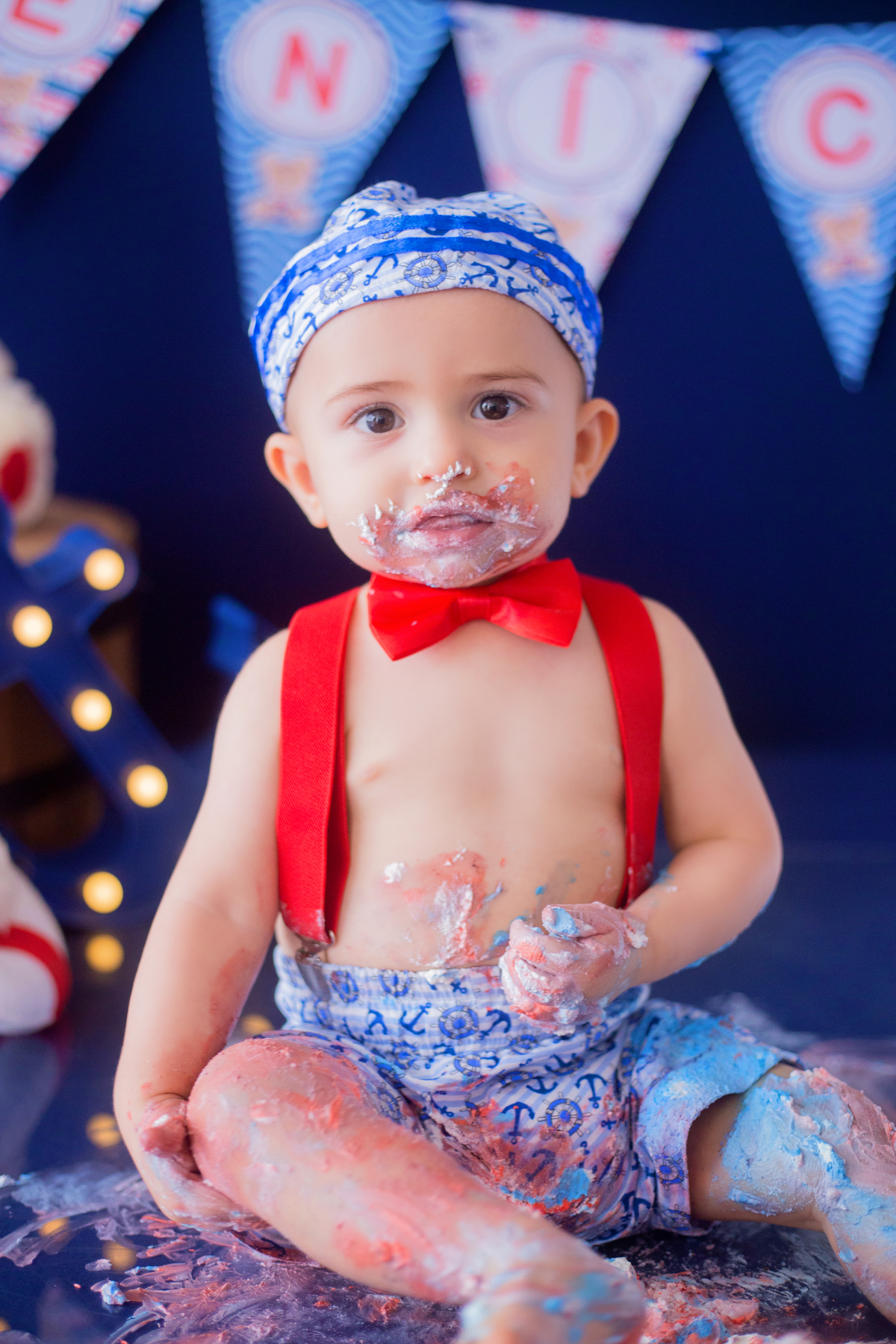 acompanhamento mensal de bebe caxias do sul figurino cenario tematico  personagem foto infantil serra gaucha fotografia familia mundo azul rosa ensaio fotografico crianca newborn baby menino menina smash the cake esmague o bolo banheira urso circo