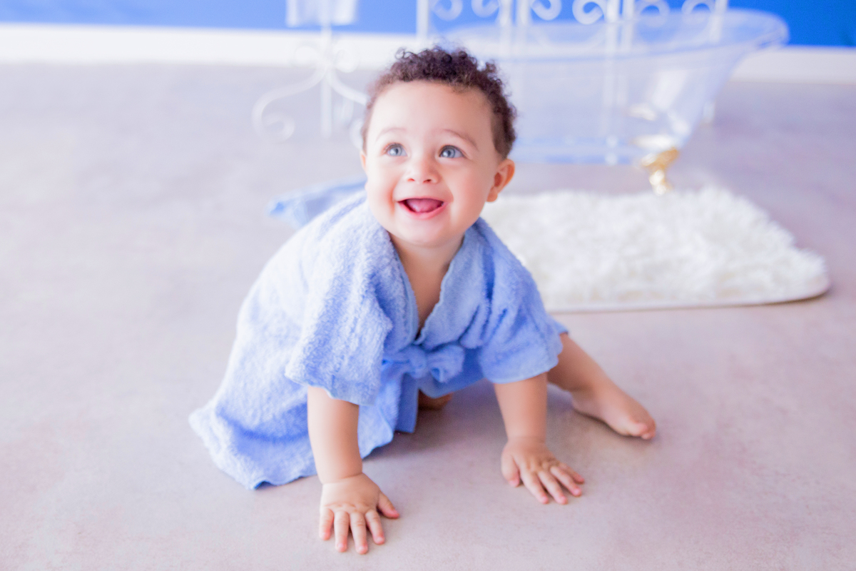 acompanhamento mensal de bebe caxias do sul figurino cenario tematico  personagem foto infantil serra gaucha fotografia familia mundo azul rosa ensaio fotografico crianca newborn baby menino menina smash the cake esmague o bolo banheira urso circo