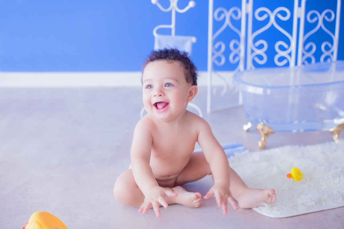 acompanhamento mensal de bebe caxias do sul figurino cenario tematico  personagem foto infantil serra gaucha fotografia familia mundo azul rosa ensaio fotografico crianca newborn baby menino menina smash the cake esmague o bolo banheira urso circo