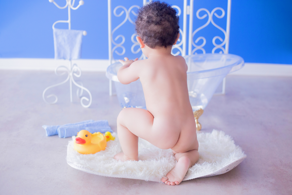 acompanhamento mensal de bebe caxias do sul figurino cenario tematico  personagem foto infantil serra gaucha fotografia familia mundo azul rosa ensaio fotografico crianca newborn baby menino menina smash the cake esmague o bolo banheira urso circo