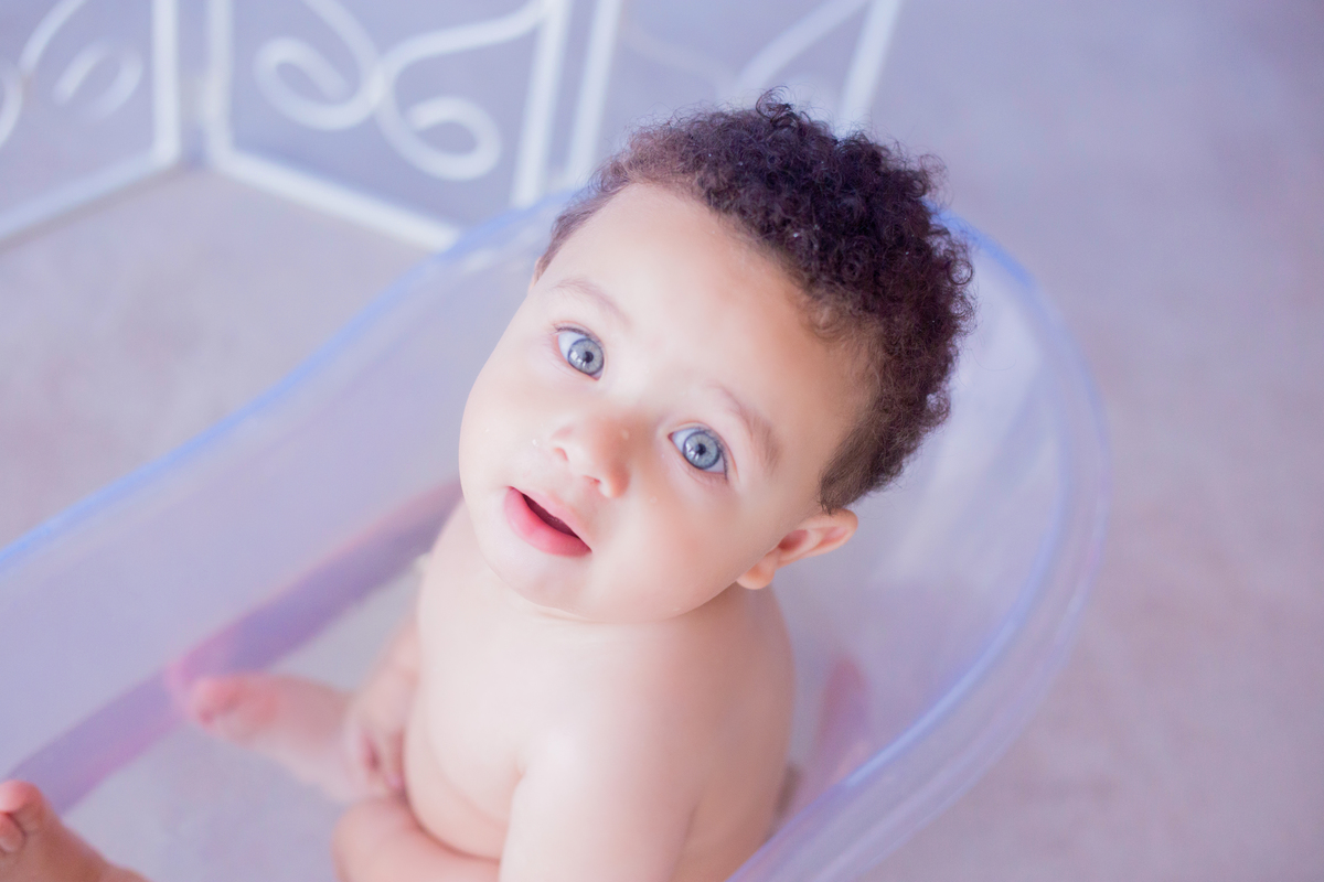 acompanhamento mensal de bebe caxias do sul figurino cenario tematico  personagem foto infantil serra gaucha fotografia familia mundo azul rosa ensaio fotografico crianca newborn baby menino menina smash the cake esmague o bolo banheira urso circo