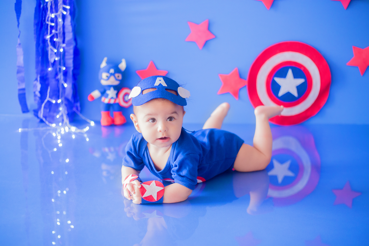 acompanhamento mensal de bebe caxias do sul figurino cenario tematico  personagem foto infantil serra gaucha fotografia familia mundo azul rosa ensaio fotografico crianca newborn baby menino menina smash the cake esmague o bolo banheira urso circo