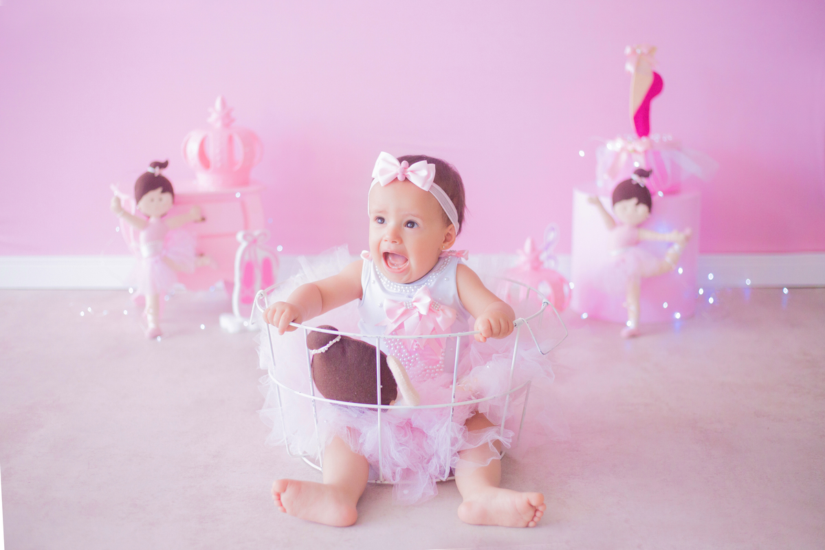 acompanhamento mensal de bebe caxias do sul figurino cenario tematico  personagem foto infantil serra gaucha fotografia familia mundo azul rosa ensaio fotografico crianca newborn baby menino menina smash the cake esmague o bolo banheira urso circo