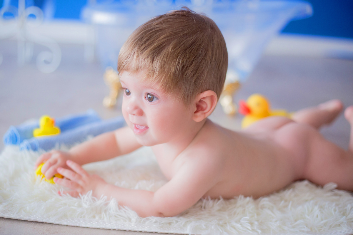 acompanhamento mensal de bebe caxias do sul figurino cenario tematico  personagem foto infantil serra gaucha fotografia familia mundo azul rosa ensaio fotografico crianca newborn baby menino menina smash the cake esmague o bolo banheira urso circo