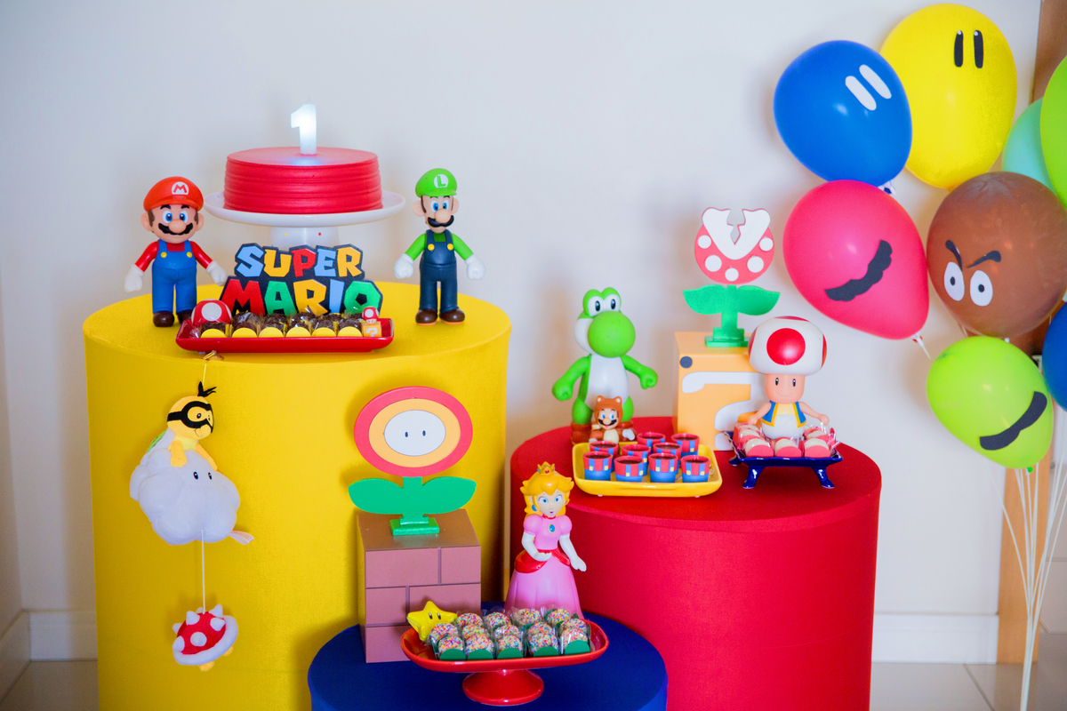 acompanhamento mensal de bebe caxias do sul figurino cenario tematico  personagem foto infantil serra gaucha fotografia familia mundo azul rosa ensaio fotografico crianca newborn baby menino menina smash the cake esmague o bolo banheira urso circo