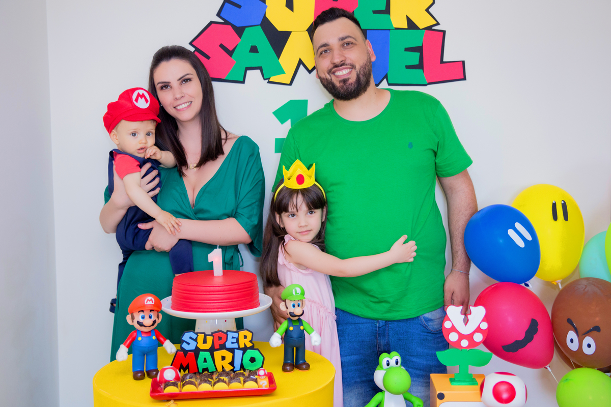 acompanhamento mensal de bebe caxias do sul figurino cenario tematico  personagem foto infantil serra gaucha fotografia familia mundo azul rosa ensaio fotografico crianca newborn baby menino menina smash the cake esmague o bolo banheira urso circo