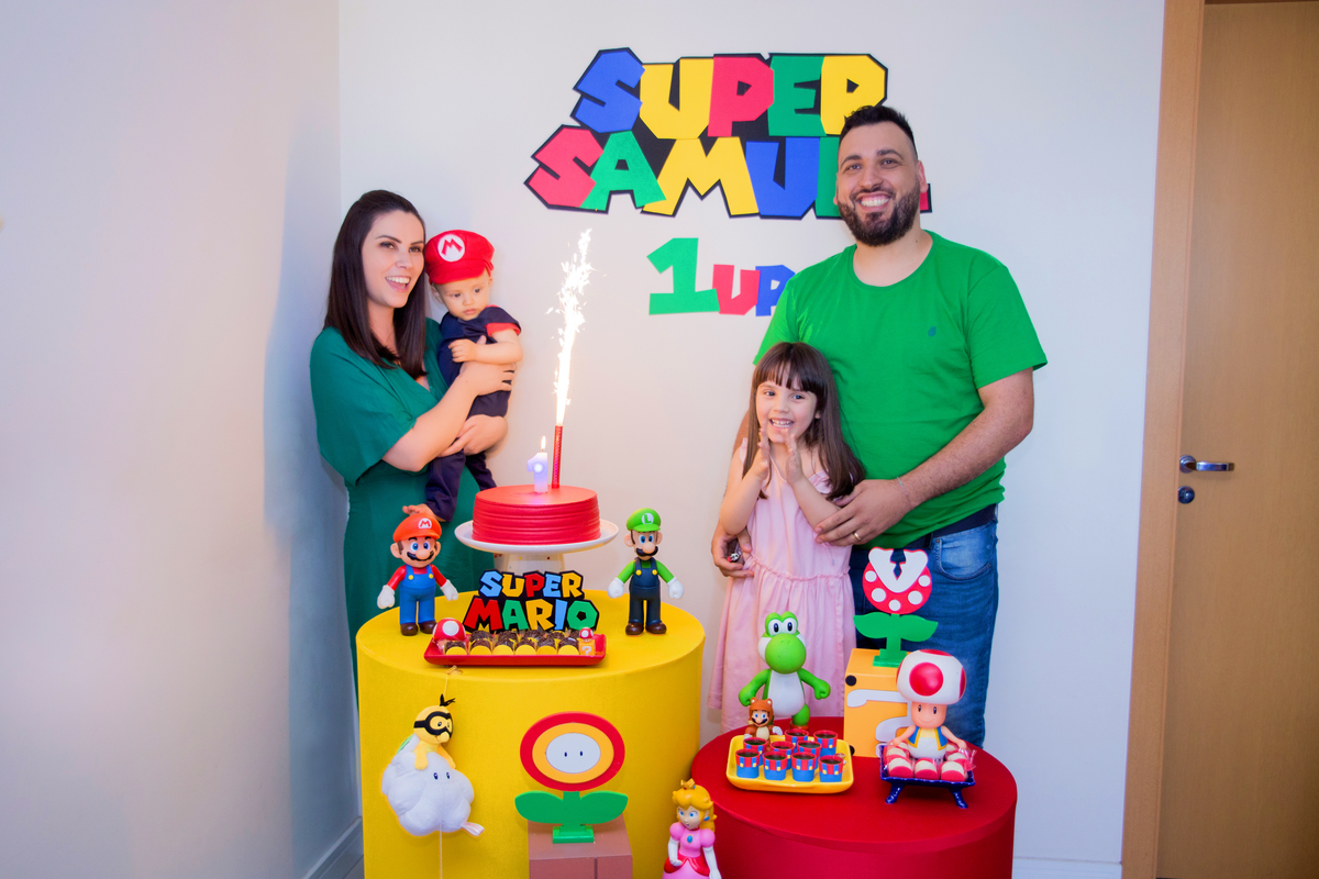 acompanhamento mensal de bebe caxias do sul figurino cenario tematico  personagem foto infantil serra gaucha fotografia familia mundo azul rosa ensaio fotografico crianca newborn baby menino menina smash the cake esmague o bolo banheira urso circo