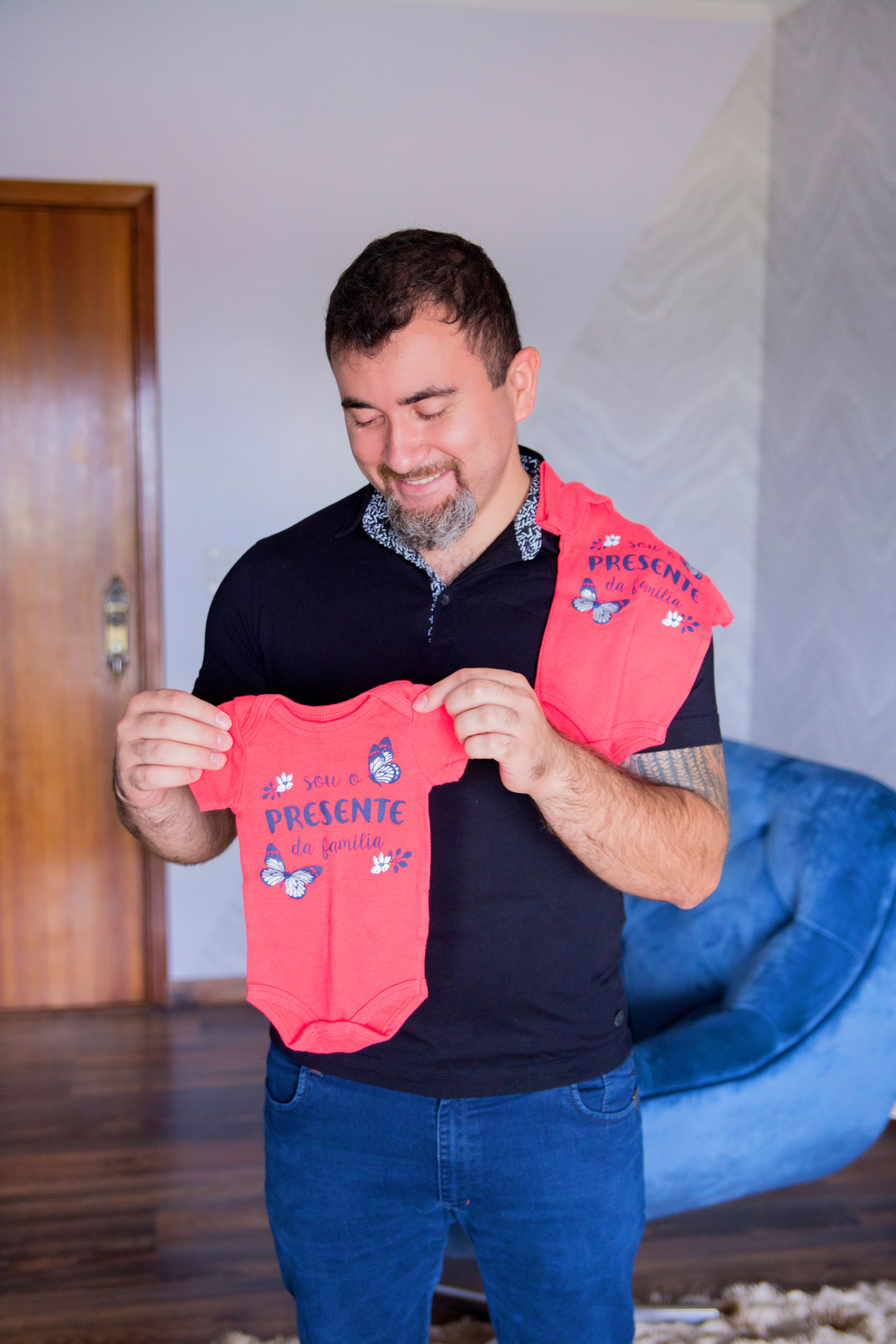 acompanhamento mensal de bebe caxias do sul figurino cenario tematico  personagem foto infantil serra gaucha fotografia familia mundo azul rosa ensaio fotografico crianca newborn baby menino menina smash the cake esmague o bolo banheira urso circo