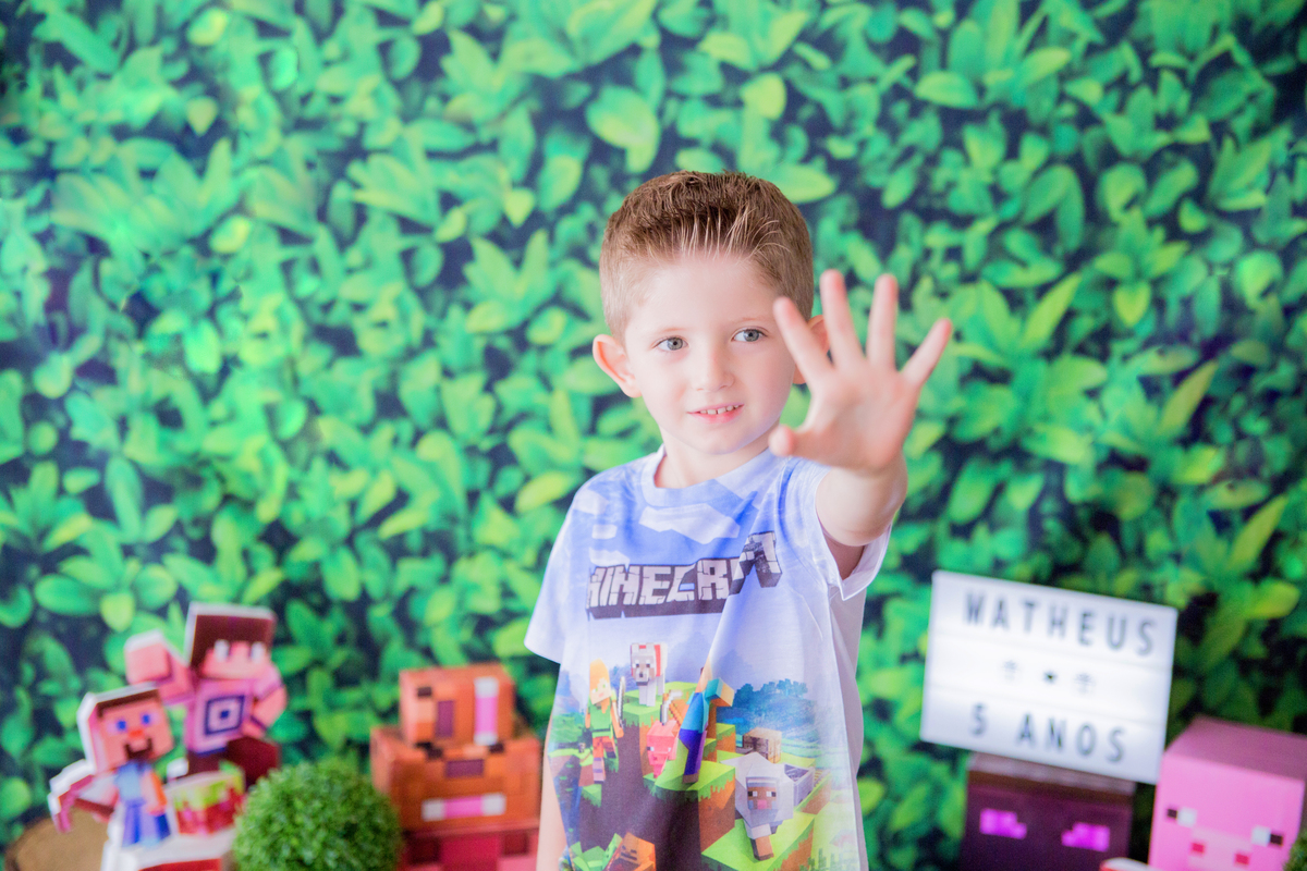 acompanhamento mensal de bebe caxias do sul figurino cenario tematico  personagem foto infantil serra gaucha fotografia familia mundo azul rosa ensaio fotografico crianca newborn baby menino menina smash the cake esmague o bolo banheira urso circo