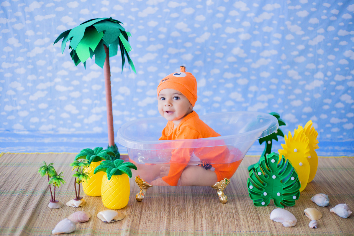 acompanhamento mensal de bebe caxias do sul figurino cenario tematico  personagem foto infantil serra gaucha fotografia familia mundo azul rosa ensaio fotografico crianca newborn baby menino menina smash the cake esmague o bolo banheira urso circo