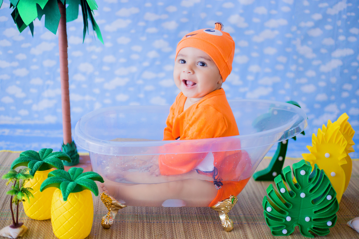 acompanhamento mensal de bebe caxias do sul figurino cenario tematico  personagem foto infantil serra gaucha fotografia familia mundo azul rosa ensaio fotografico crianca newborn baby menino menina smash the cake esmague o bolo banheira urso circo