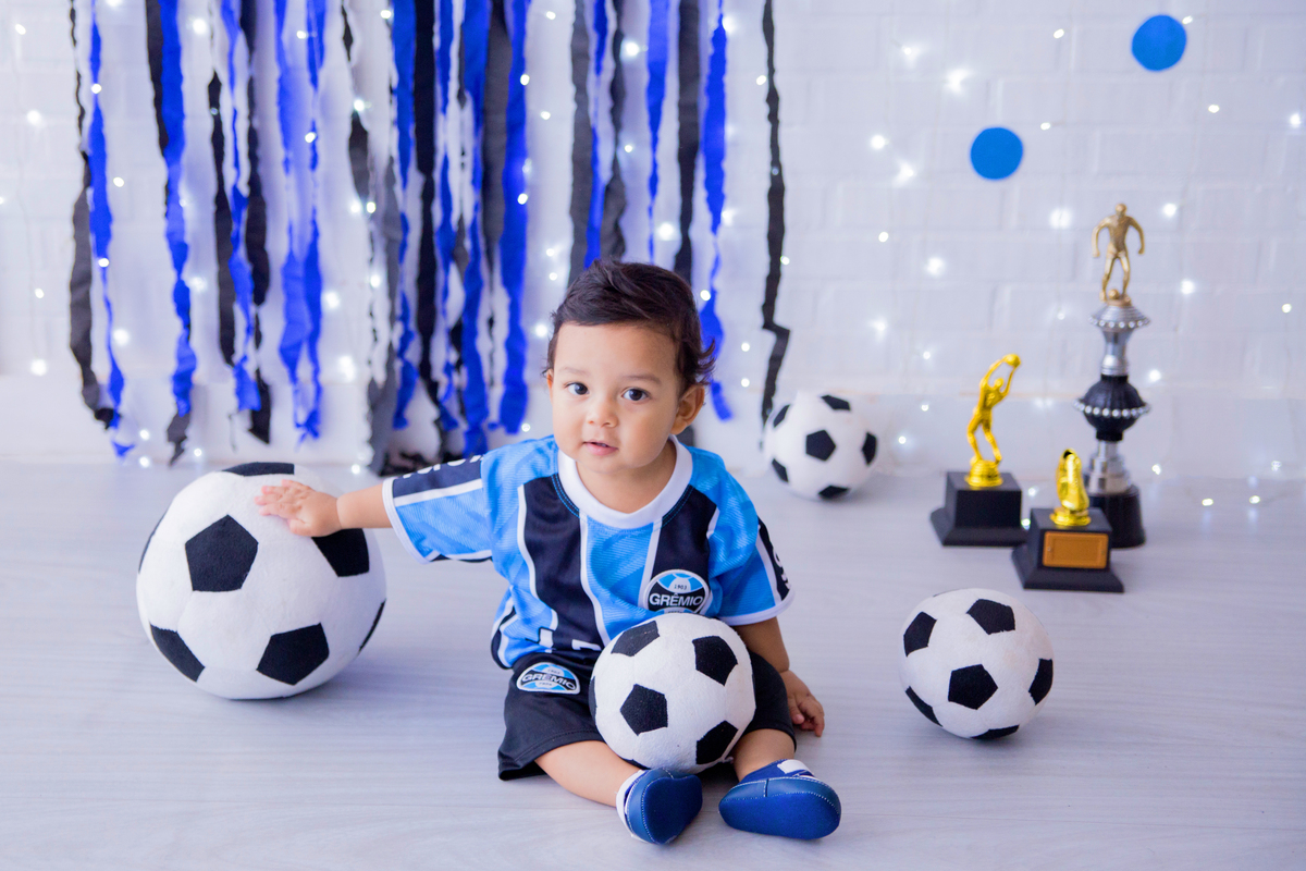 acompanhamento mensal de bebe caxias do sul figurino cenario tematico  personagem foto infantil serra gaucha fotografia familia mundo azul rosa ensaio fotografico crianca newborn baby menino menina smash the cake esmague o bolo banheira urso circo