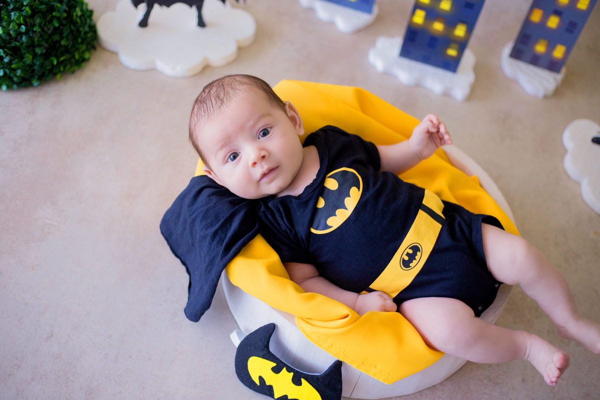 acompanhamento mensal de bebe caxias do sul figurino cenario tematico  personagem foto infantil serra gaucha fotografia familia mundo azul rosa ensaio fotografico crianca newborn baby menino menina smash the cake esmague o bolo banheira urso circo