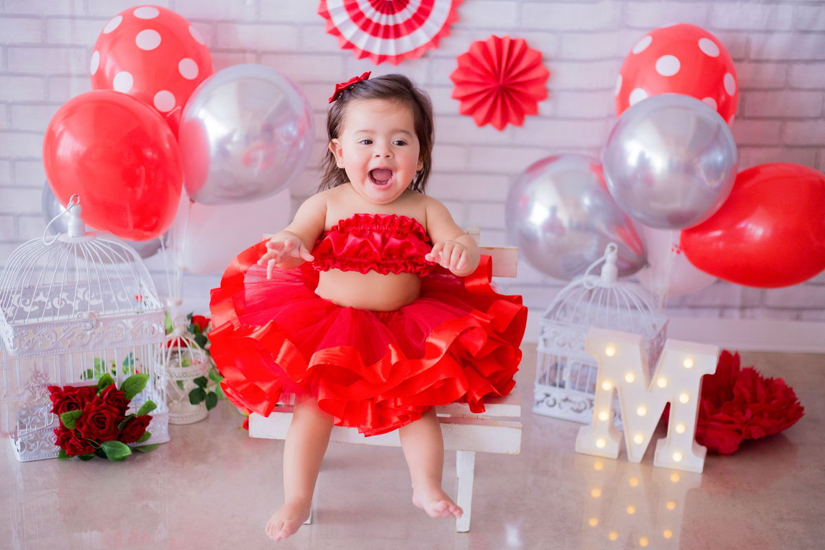 acompanhamento mensal de bebe caxias do sul figurino cenario tematico  personagem foto infantil serra gaucha fotografia familia mundo azul rosa ensaio fotografico crianca newborn baby menino menina smash the cake esmague o bolo banheira urso circo