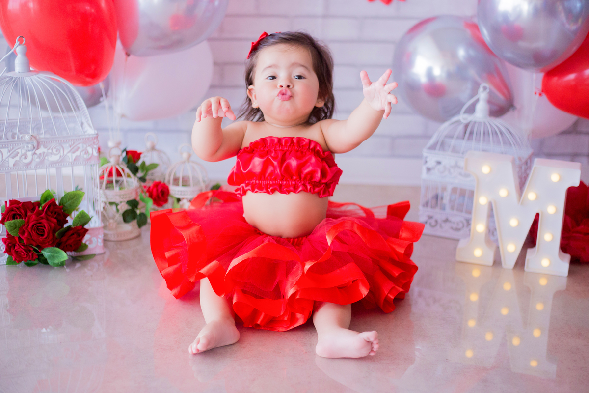 acompanhamento mensal de bebe caxias do sul figurino cenario tematico  personagem foto infantil serra gaucha fotografia familia mundo azul rosa ensaio fotografico crianca newborn baby menino menina smash the cake esmague o bolo banheira urso circo