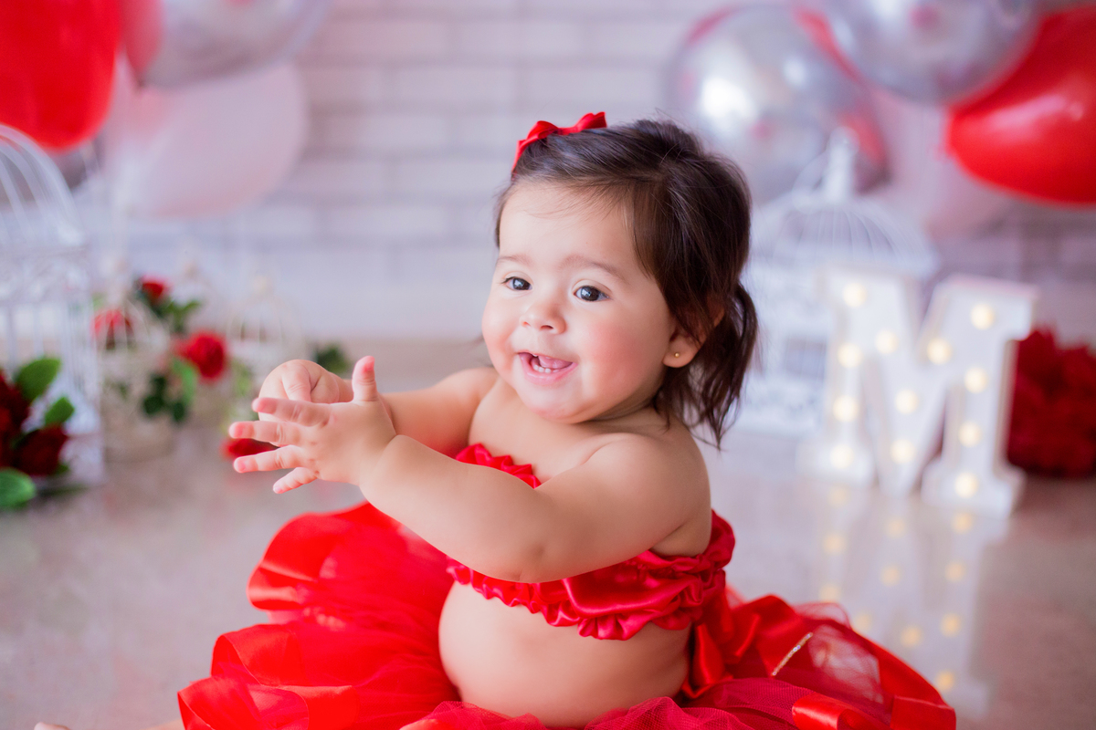 acompanhamento mensal de bebe caxias do sul figurino cenario tematico  personagem foto infantil serra gaucha fotografia familia mundo azul rosa ensaio fotografico crianca newborn baby menino menina smash the cake esmague o bolo banheira urso circo