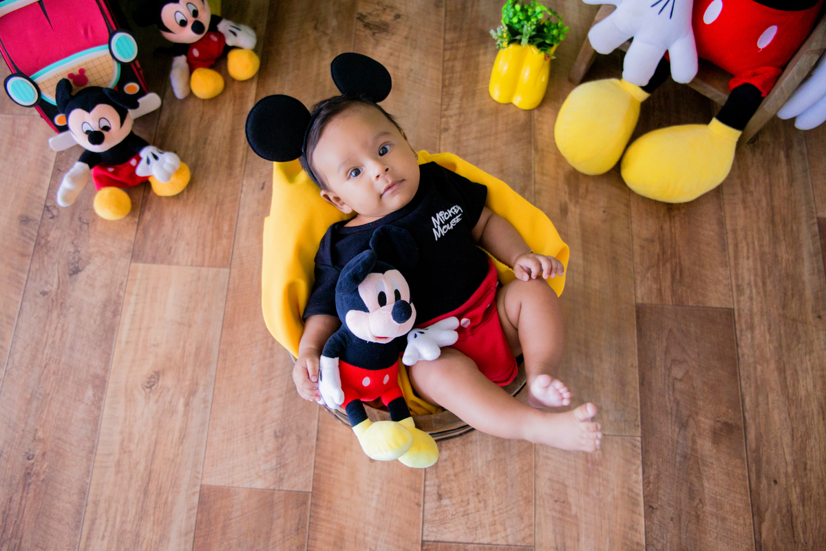 acompanhamento mensal de bebe caxias do sul figurino cenario tematico  personagem foto infantil serra gaucha fotografia familia mundo azul rosa ensaio fotografico crianca newborn baby menino menina smash the cake esmague o bolo banheira urso circo