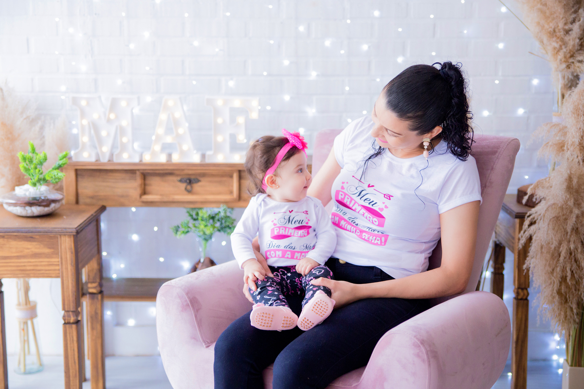 acompanhamento mensal de bebe caxias do sul figurino cenario tematico  personagem foto infantil serra gaucha fotografia familia mundo azul rosa ensaio fotografico crianca newborn baby menino menina smash the cake esmague o bolo banheira urso circo