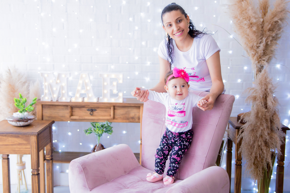 acompanhamento mensal de bebe caxias do sul figurino cenario tematico  personagem foto infantil serra gaucha fotografia familia mundo azul rosa ensaio fotografico crianca newborn baby menino menina smash the cake esmague o bolo banheira urso circo