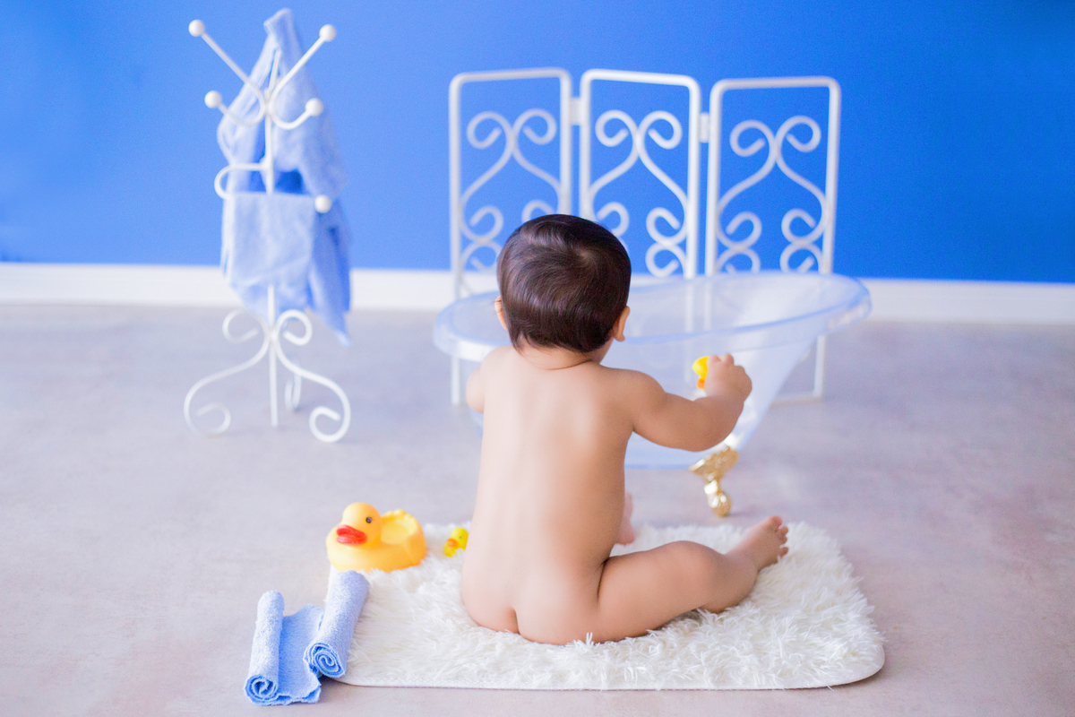 acompanhamento mensal de bebe caxias do sul figurino cenario tematico  personagem foto infantil serra gaucha fotografia familia mundo azul rosa ensaio fotografico crianca newborn baby menino menina smash the cake esmague o bolo banheira urso circo