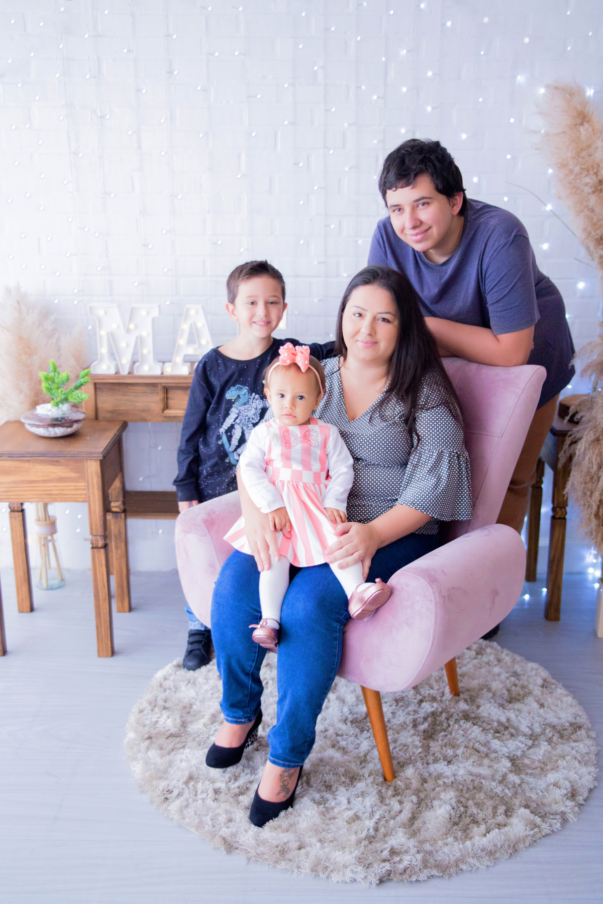 acompanhamento mensal de bebe caxias do sul figurino cenario tematico  personagem foto infantil serra gaucha fotografia familia mundo azul rosa ensaio fotografico crianca newborn baby menino menina smash the cake esmague o bolo banheira urso circo