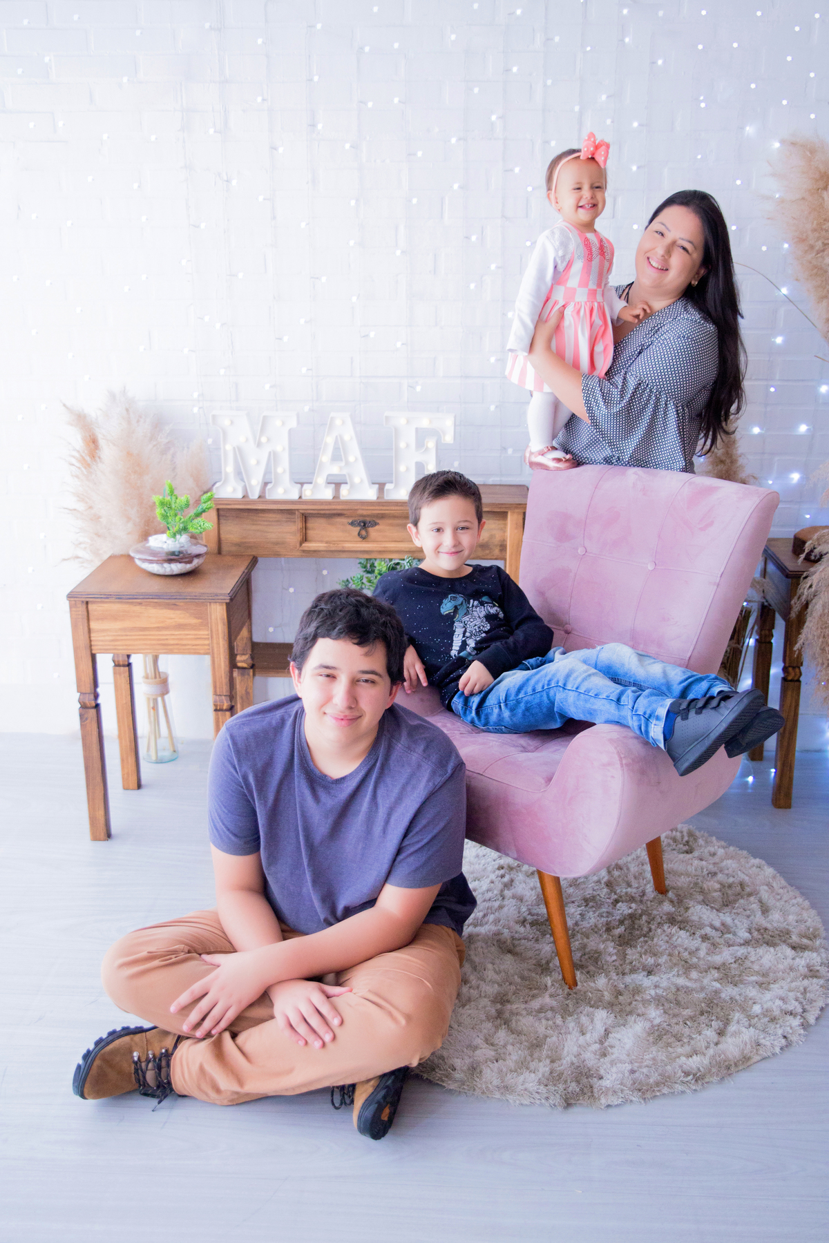 acompanhamento mensal de bebe caxias do sul figurino cenario tematico  personagem foto infantil serra gaucha fotografia familia mundo azul rosa ensaio fotografico crianca newborn baby menino menina smash the cake esmague o bolo banheira urso circo