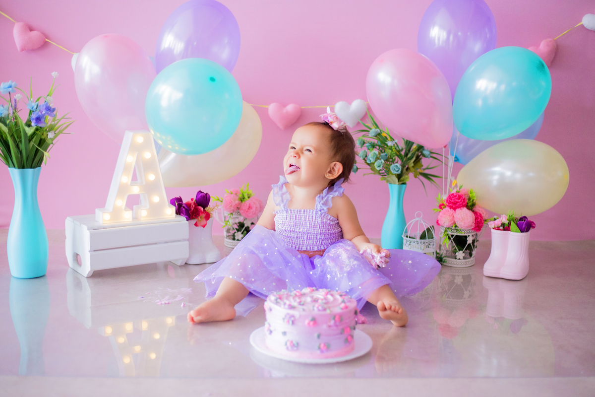 acompanhamento mensal de bebe caxias do sul figurino cenario tematico  personagem foto infantil serra gaucha fotografia familia mundo azul rosa ensaio fotografico crianca newborn baby menino menina smash the cake esmague o bolo banheira urso circo