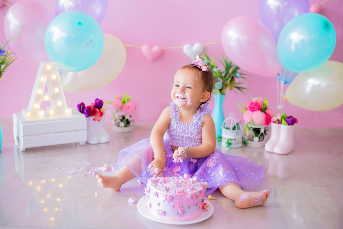acompanhamento mensal de bebe caxias do sul figurino cenario tematico  personagem foto infantil serra gaucha fotografia familia mundo azul rosa ensaio fotografico crianca newborn baby menino menina smash the cake esmague o bolo banheira urso circo