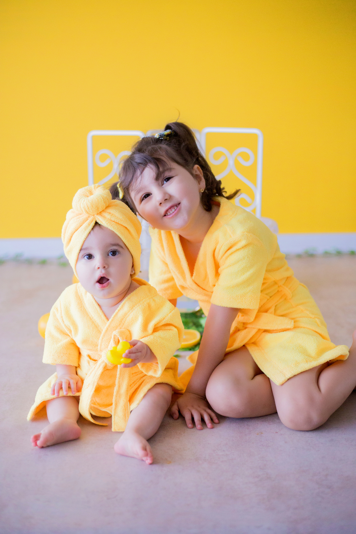 acompanhamento mensal de bebe caxias do sul figurino cenario tematico  personagem foto infantil serra gaucha fotografia familia mundo azul rosa ensaio fotografico crianca newborn baby menino menina smash the cake esmague o bolo banheira urso circo