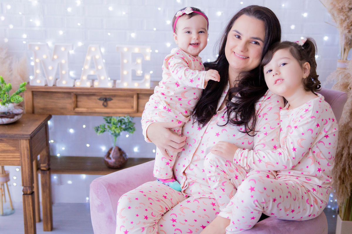 acompanhamento mensal de bebe caxias do sul figurino cenario tematico  personagem foto infantil serra gaucha fotografia familia mundo azul rosa ensaio fotografico crianca newborn baby menino menina smash the cake esmague o bolo banheira urso circo