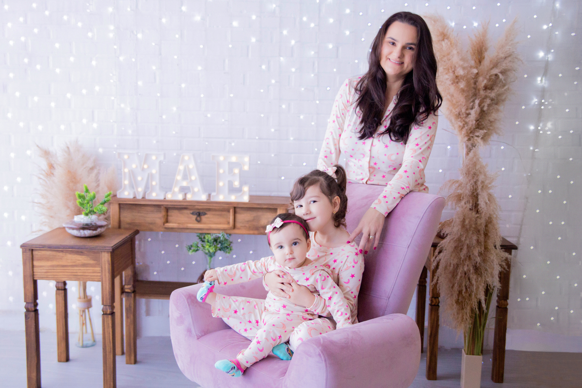 acompanhamento mensal de bebe caxias do sul figurino cenario tematico  personagem foto infantil serra gaucha fotografia familia mundo azul rosa ensaio fotografico crianca newborn baby menino menina smash the cake esmague o bolo banheira urso circo