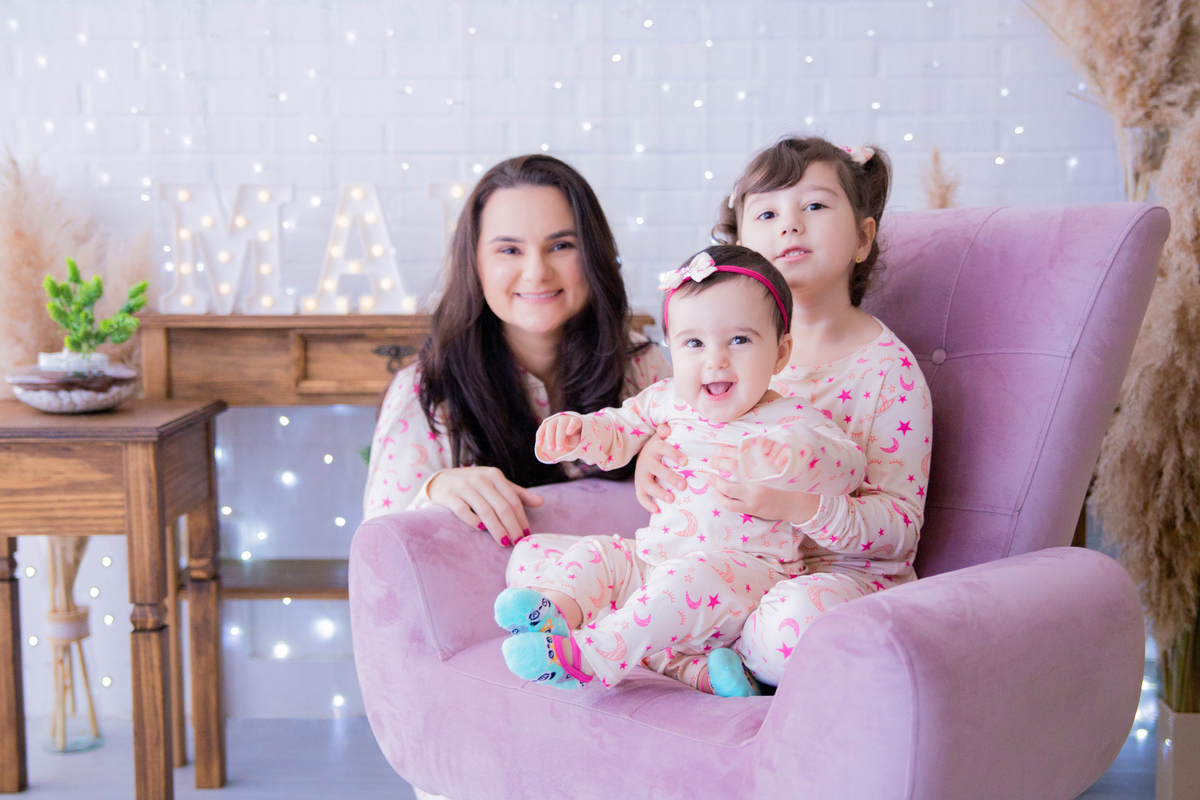 acompanhamento mensal de bebe caxias do sul figurino cenario tematico  personagem foto infantil serra gaucha fotografia familia mundo azul rosa ensaio fotografico crianca newborn baby menino menina smash the cake esmague o bolo banheira urso circo