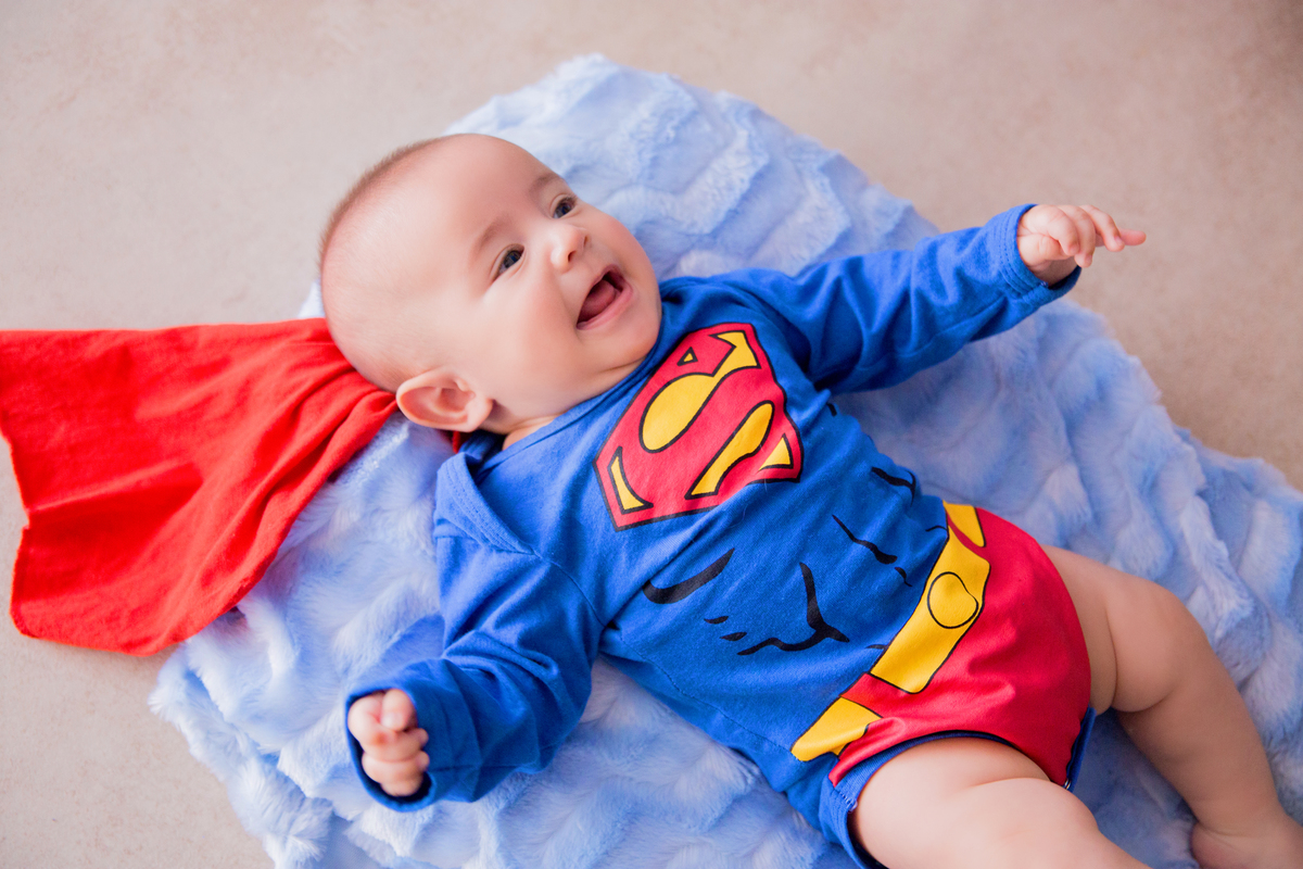 acompanhamento mensal de bebe caxias do sul figurino cenario tematico  personagem foto infantil serra gaucha fotografia familia mundo azul rosa ensaio fotografico crianca newborn baby menino menina smash the cake esmague o bolo banheira urso circo