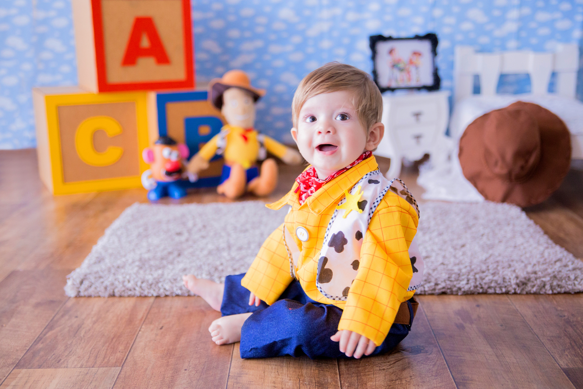 acompanhamento mensal de bebe caxias do sul figurino cenario tematico  personagem foto infantil serra gaucha fotografia familia mundo azul rosa ensaio fotografico crianca newborn baby menino menina smash the cake esmague o bolo banheira urso circo