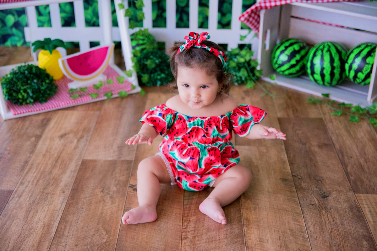 acompanhamento mensal de bebe caxias do sul figurino cenario tematico  personagem foto infantil serra gaucha fotografia familia mundo azul rosa ensaio fotografico crianca newborn baby menino menina smash the cake esmague o bolo banheira urso circo