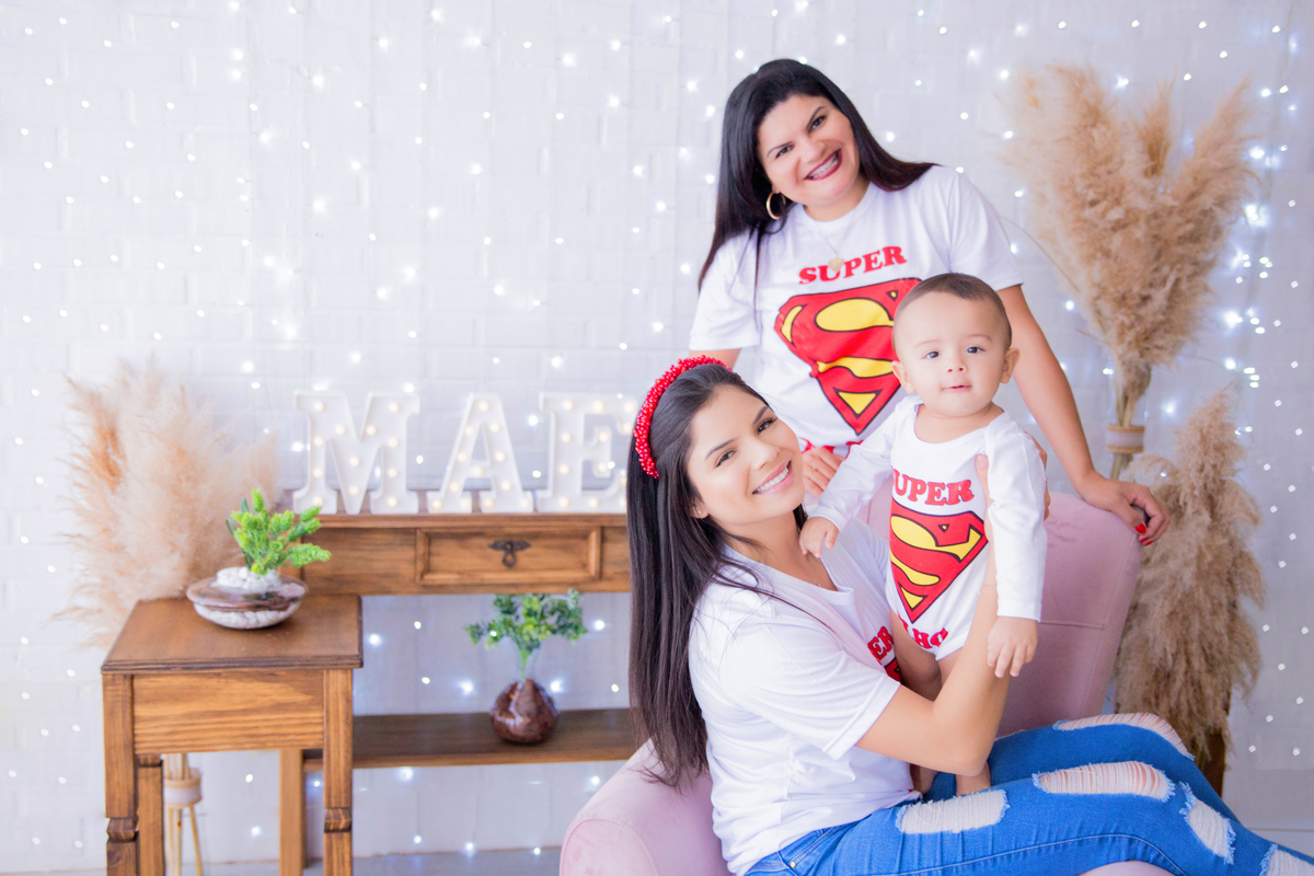 acompanhamento mensal de bebe caxias do sul figurino cenario tematico  personagem foto infantil serra gaucha fotografia familia mundo azul rosa ensaio fotografico crianca newborn baby menino menina smash the cake esmague o bolo banheira urso circo