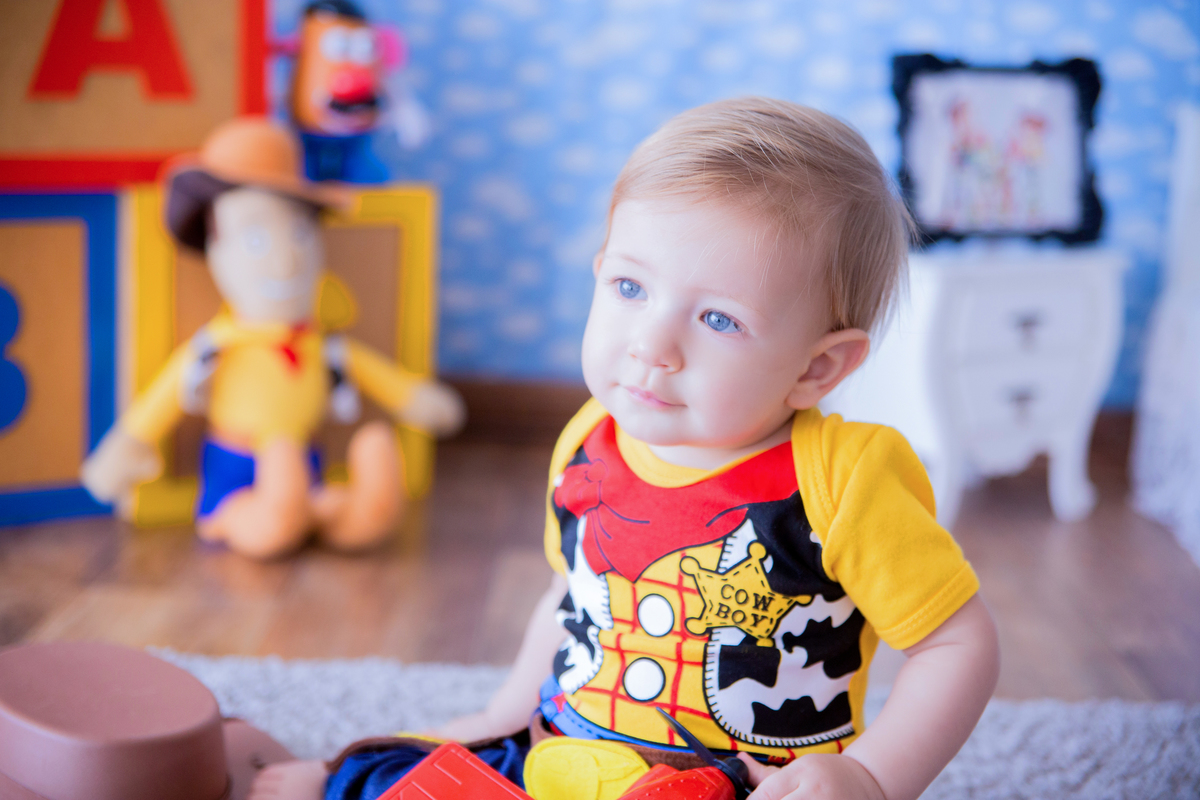 acompanhamento mensal de bebe caxias do sul figurino cenario tematico  personagem foto infantil serra gaucha fotografia familia mundo azul rosa ensaio fotografico crianca newborn baby menino menina smash the cake esmague o bolo banheira urso circo