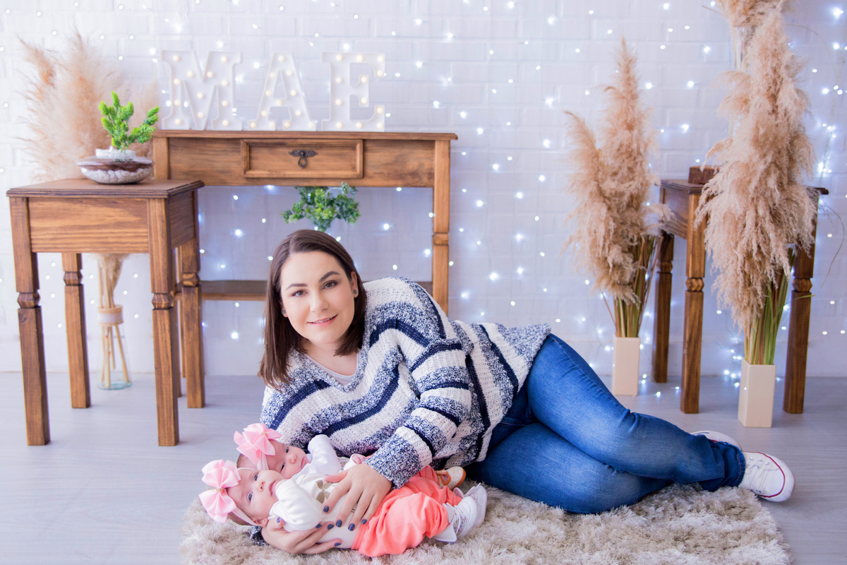 acompanhamento mensal de bebe caxias do sul figurino cenario tematico  personagem foto infantil serra gaucha fotografia familia mundo azul rosa ensaio fotografico crianca newborn baby menino menina smash the cake esmague o bolo banheira urso circo