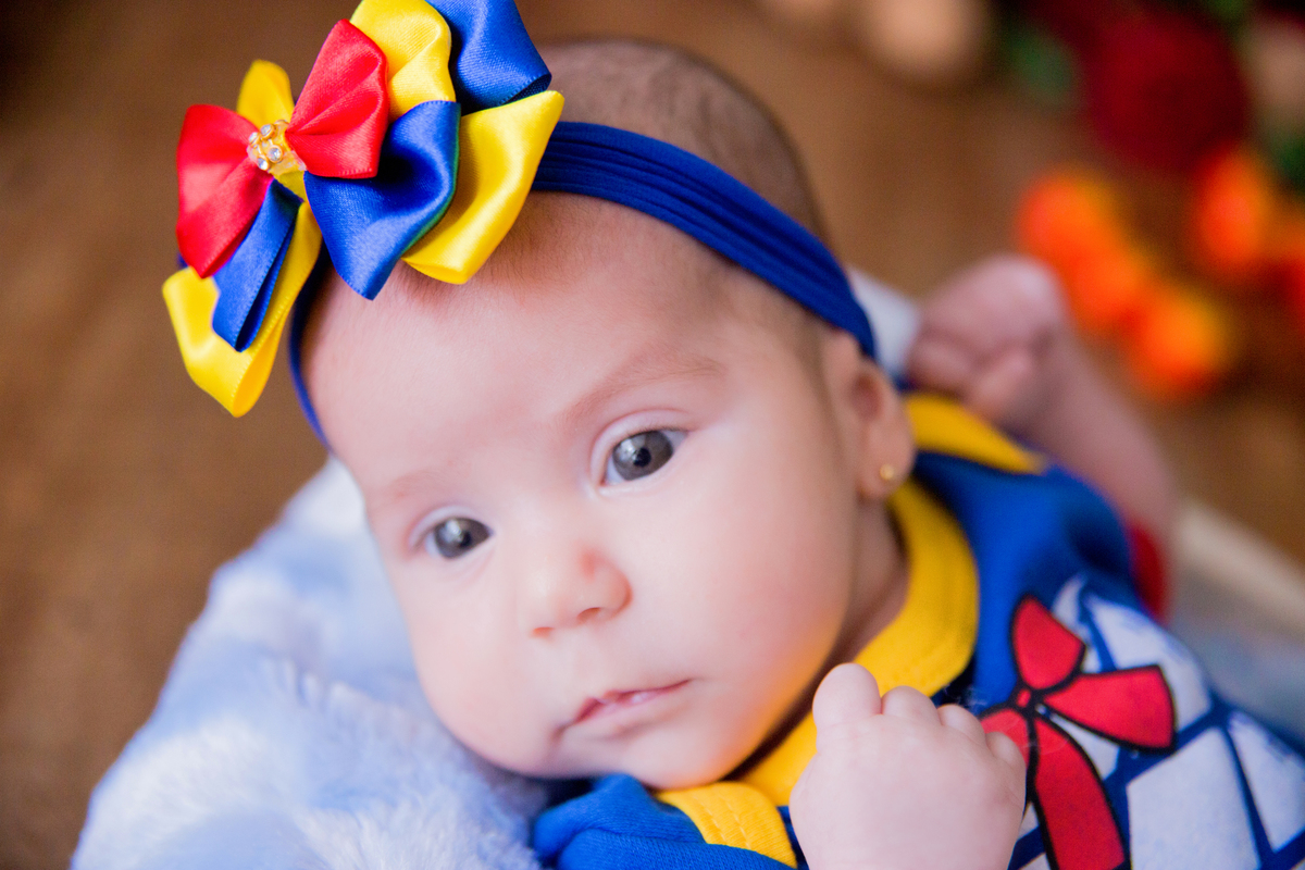 acompanhamento mensal de bebe caxias do sul figurino cenario tematico  personagem foto infantil serra gaucha fotografia familia mundo azul rosa ensaio fotografico crianca newborn baby menino menina smash the cake esmague o bolo banheira urso circo