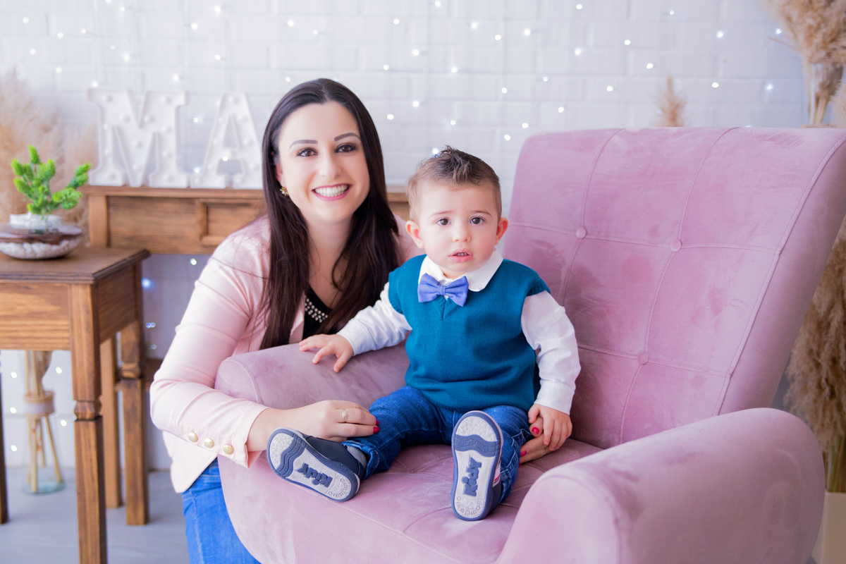 acompanhamento mensal de bebe caxias do sul figurino cenario tematico  personagem foto infantil serra gaucha fotografia familia mundo azul rosa ensaio fotografico crianca newborn baby menino menina smash the cake esmague o bolo banheira urso circo