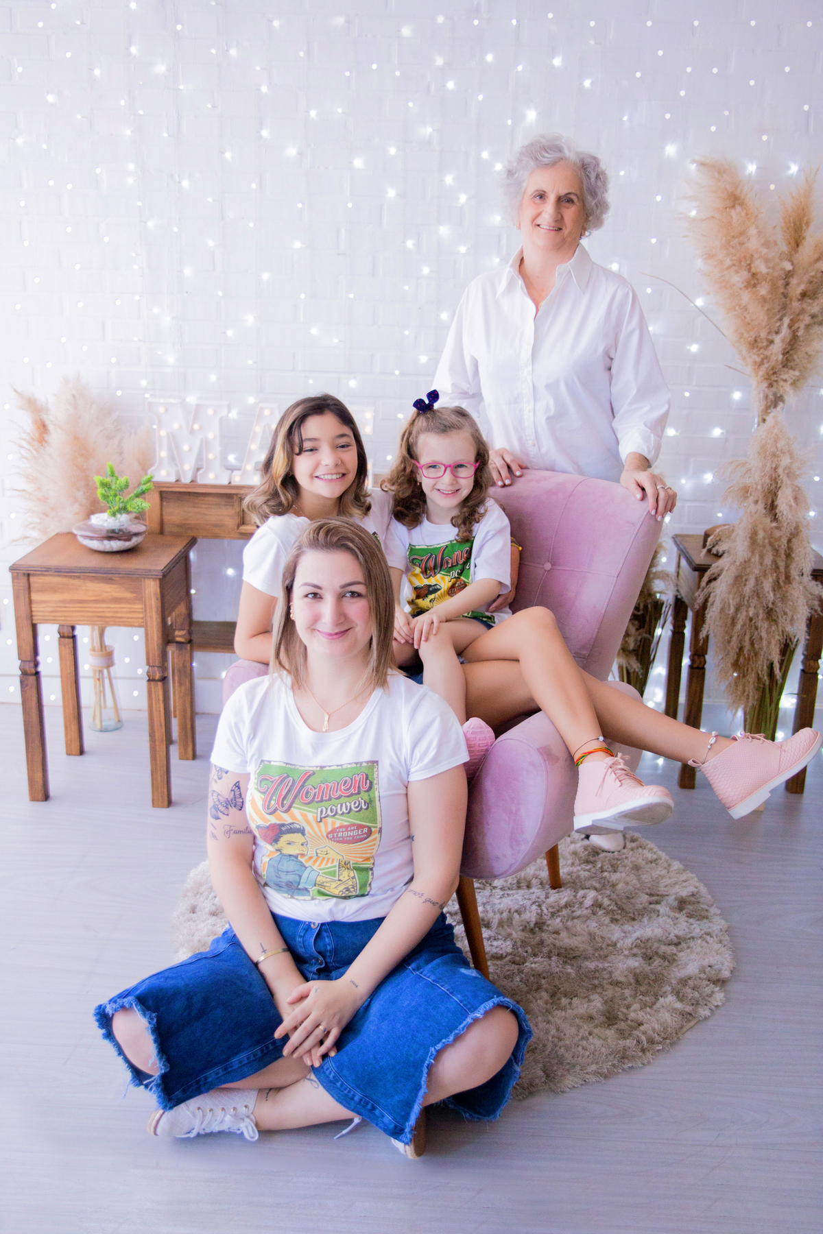 acompanhamento mensal de bebe caxias do sul figurino cenario tematico  personagem foto infantil serra gaucha fotografia familia mundo azul rosa ensaio fotografico crianca newborn baby menino menina smash the cake esmague o bolo banheira urso circo